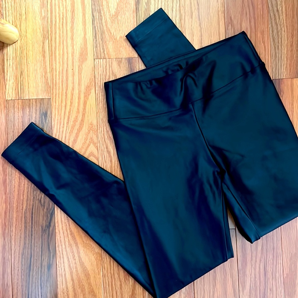 EUC KORAL Lustrous 7/8 Leggings